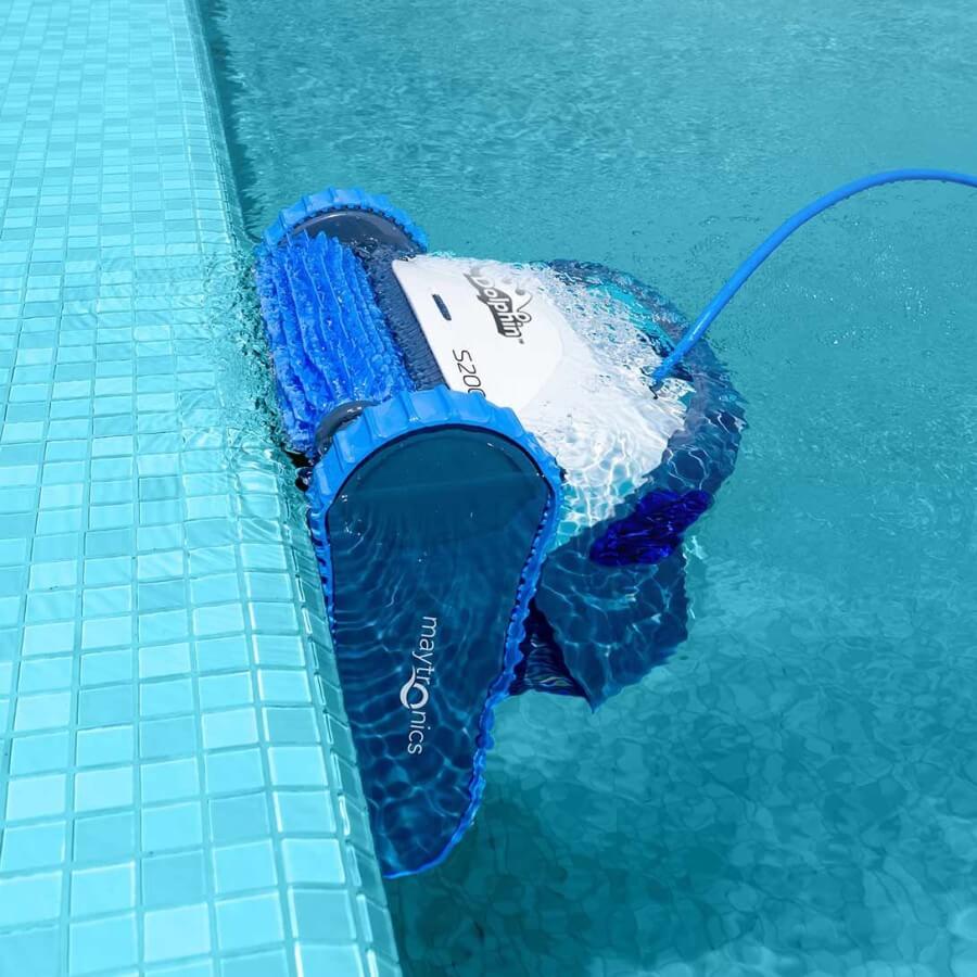 Robot de piscine électrique DOLPHIN Gamme S Maytronics